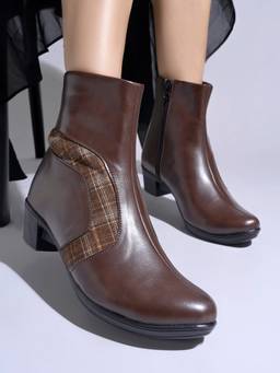 Shoetopia - Brown Block Heel Round Toe Boots