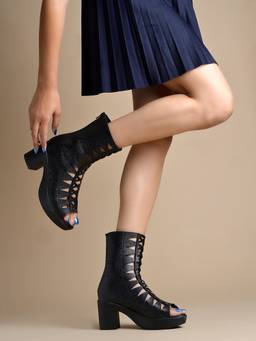 Shoetopia - Chic Black Block Heel Cutout Heeled Sandals