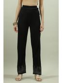 Black color option, Currently selected
