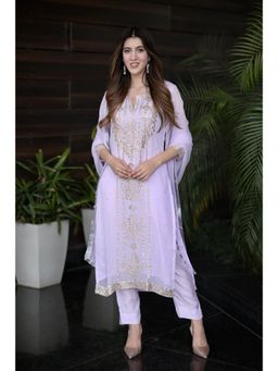 DIMPLE DESIGN STUDIO - Lavender Aari Kurta With Pant And Dupatta (Set of 3)