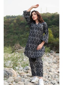 DIMPLE DESIGN STUDIO - Fish Cotton Black Co-Ord (Set of 2)