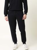 Black color option, Currently selected