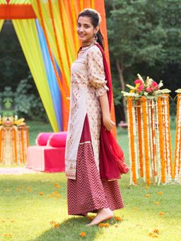 Aurelia - Beige Floral Printed Sequined Ethnic Kurta