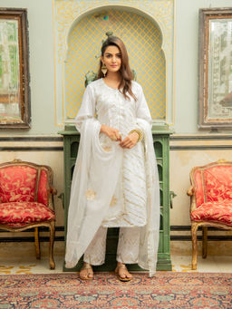 Maison Shefali - Noor Shwet Gota Work Lehriya Kurta (Set of 3)