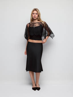 Cider - Lace Floral Women’s Boat Neck Hanky Hem Poncho Top Black