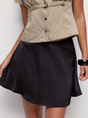 Black color option, Currently selected