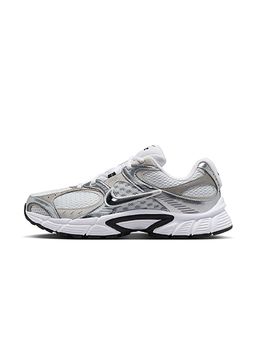 Nike - Women Grey Running Shoes