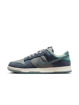 Nike - Men Dunk Low Green Basketball Shoes