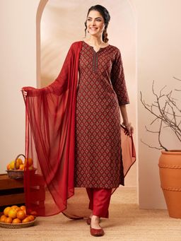 Janasya - Women Red Printed Kurta with Pant and Dupatta