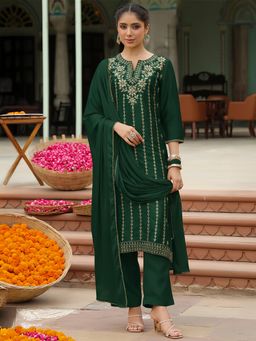 Janasya - Women Green Floral Embroidered Kurta with Pant and Dupatta