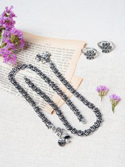 Teejh - Prachi Set Of Anklet and Toe Ring