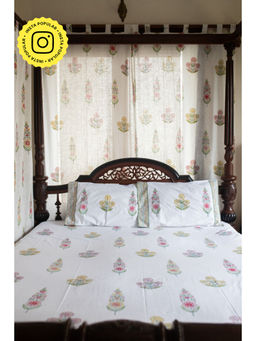 House of Ekam - Guldasta Cypress Poppy Bedsheet with Pillow Covers