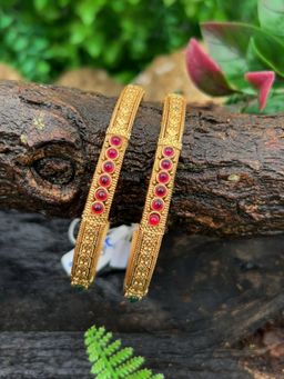 GRIIHAM - Multicolor Gold plated antique bangles 2 bangles (Pack of 2)