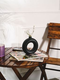 PUREZENTO - Donut Vase In Color Black