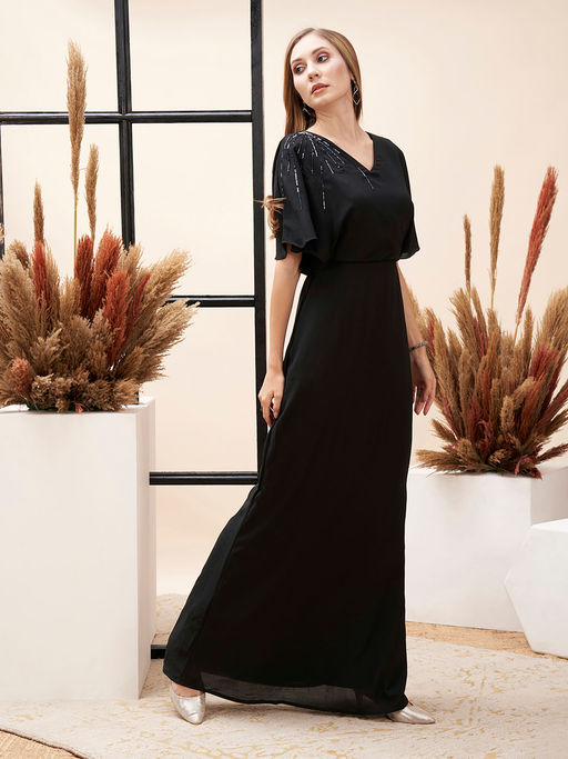 black and pink dresses Long Prom Dress with Contrasting Beads -PromGirl Length Fabric Designer Robe: White Waffle __label:Final Sale Color:Black w/ White Bow