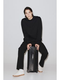 H&M - Men Black Cooling Relaxed Fit Long-Sleeved T-Shirt