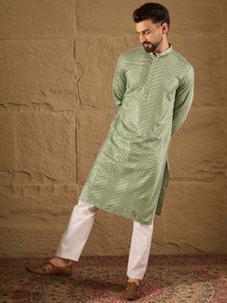 ETHNIC BAY - Men' Green Viscose Rayon Embroidered Kurta with Pant