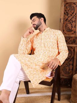ETHNIC BAY - Men Yellow Printed Straight Kurta