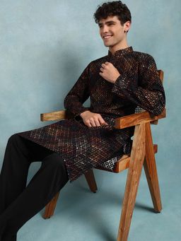 ETHNIC BAY - Men Black Embroidered Straight Kurta (MKU1014BLK)