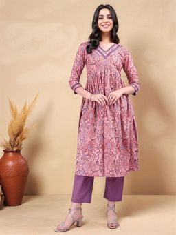 Gahan - Womens Peach Floral Printed Pure Cotton Kurta