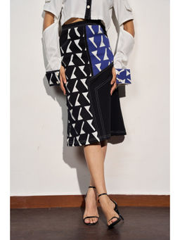 Clothes on my mind - Filmfare Black Midi Skirt