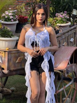 Tandul - White Regular Fit Solid/Plain Halter Neck Top