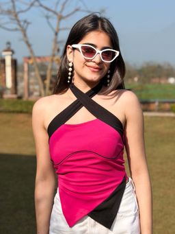 Tandul - Pink Regular Fit Colorblock Halter Neck Crop Top