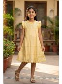 Yellow color option, Currently selected