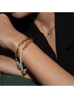 She Ela Jewel - Molten Muse Gold Pearl Bracelet