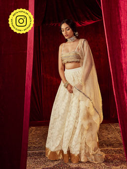 Roze - Zeenat Off White Lehenga (Set of 3)