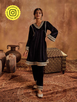 Roze - Aayat Kurta with Pant & Dupatta (Set of 3)