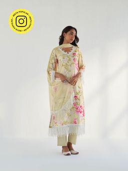 Roze - Mahnoor Kurta with Pant & Dupatta (Set of 3)