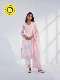 Roze - Nyla Pink Kurta with Pant & Dupatta (Set of 3)