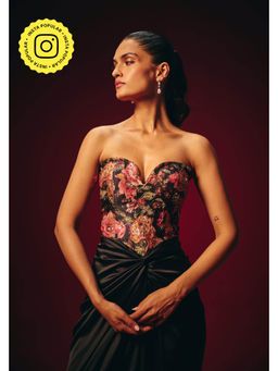 Roze - Tisya Black Embroidered Corset Top