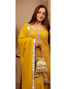 Suave Bags - Women Green Fabric Potli Bag