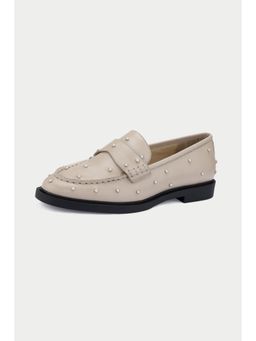 Oroh - Off White Low Top Pair Of Loafers