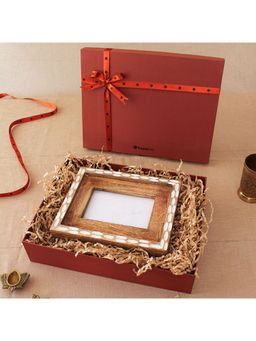 House This - Sandakphu Photoframe Gift Box, Multi-Color (8x10)