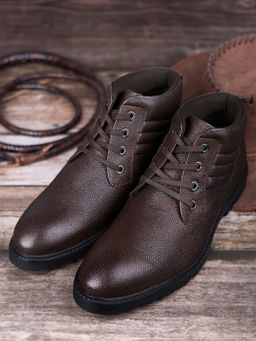 Louis Stitch - Brown Men Textured Leather Heeled Chukka Boots