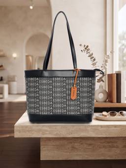 ESBEDA - Black Business Class Signature Shoulder Bag