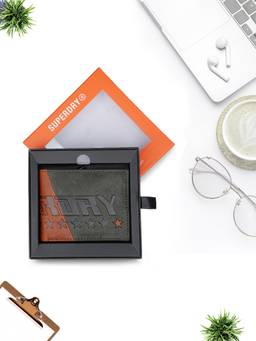 Superdry - Men's Chester Field Zipper Coin Pocket Wallet