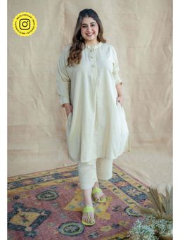 The Indian Ethnic Co. - Natural Dyed Off White Slub Cotton Co-Ords Set
