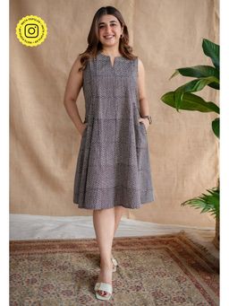 The Indian Ethnic Co. - Fakira Mul Dress