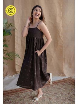 The Indian Ethnic Co. - Charcoal Dabu Slub Cotton Dress
