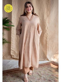The Indian Ethnic Co. - Light Brown Dabu Slub Cotton Hand Printed Kurta