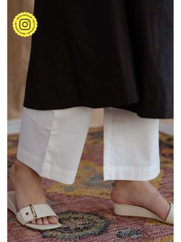 The Indian Ethnic Co. - White Poplin Cotton Pant