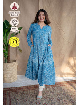 The Indian Ethnic Co. - Blue A-Line Dabu Slub Cotton Printed V Neck Kurta