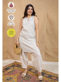 The Indian Ethnic Co. - Off White Straight Kala Cotton Handwoven Kurta