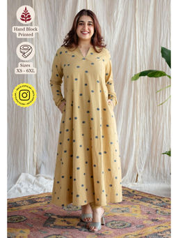 The Indian Ethnic Co. - Yellow A-Line Printed Cotton Kurta With Split V Neck & Embroidered