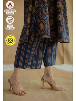 The Indian Ethnic Co. - Navy Blue Straight Ajrakh Hand Block Printed Cotton Pant