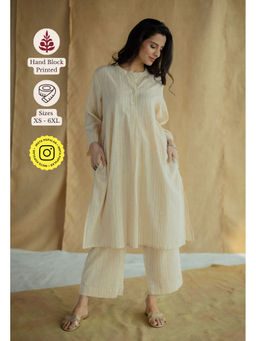 The Indian Ethnic Co. - Yellow Loose Printed Cotton Mandarin Collar Kurta